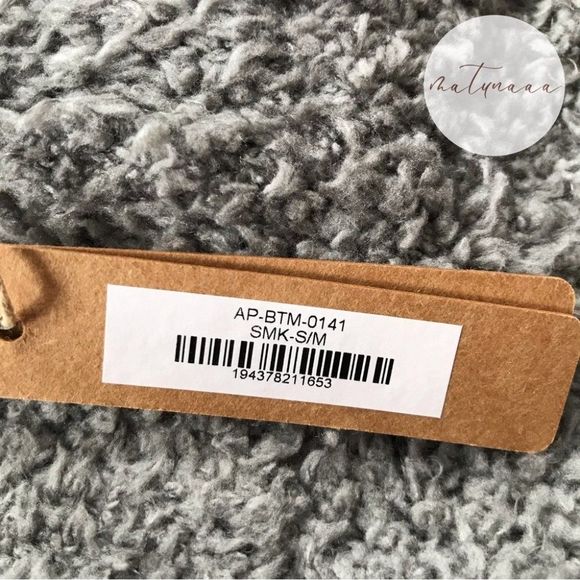 Skims Cozy Knit Short in Smoke S/M - Picture 3 of 3